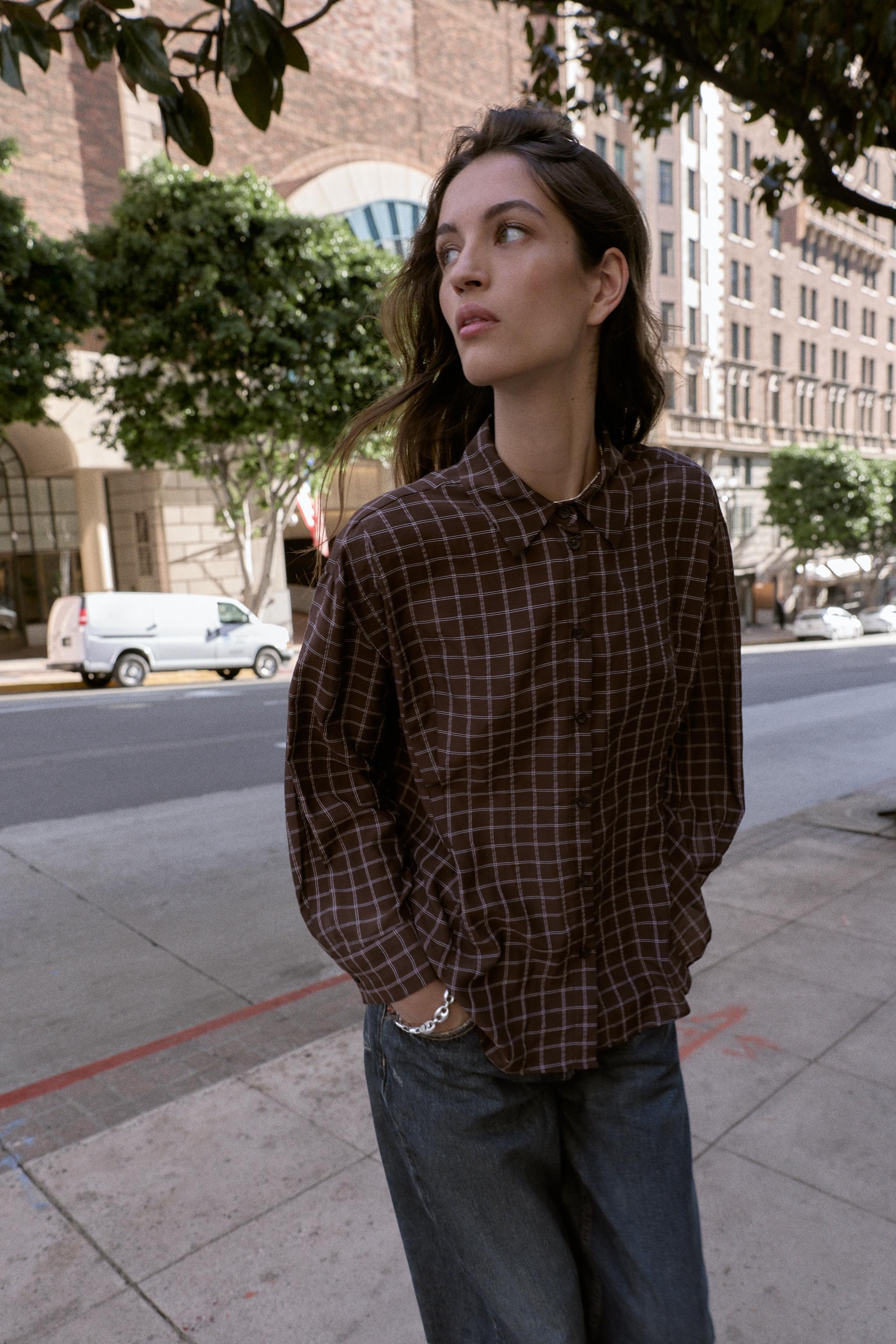 OVERSIZED PLAID SHIRT